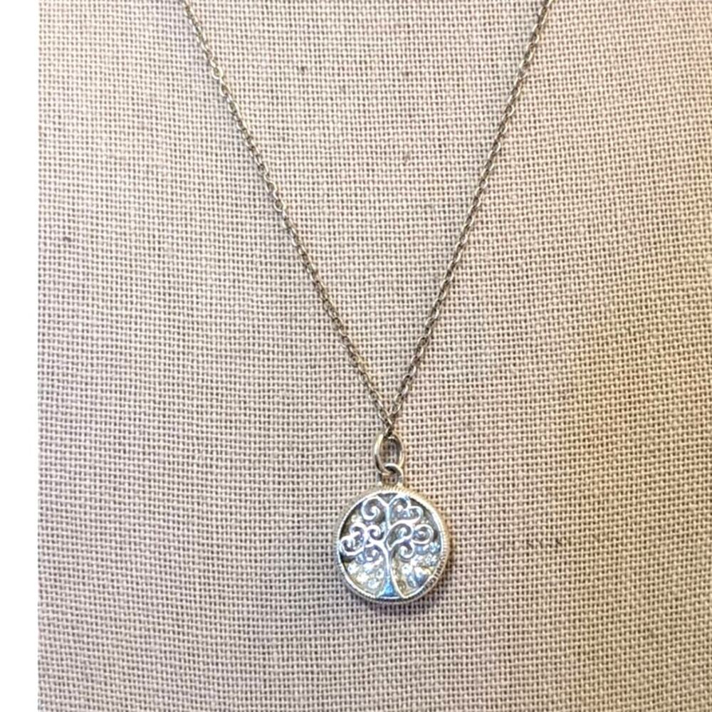 LA Family Tree 'My Family My Love' Pendant Necklace